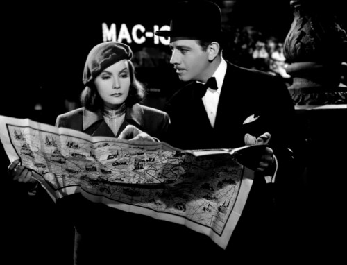 <em>Ninotchka</em>, 1939 dir Ernst Lubitsch  via <a href=\'http://www.doctormacro1.info/Movie%20Summaries/N/Ninotchka.htm\'>www.doctormacro1.info</a>